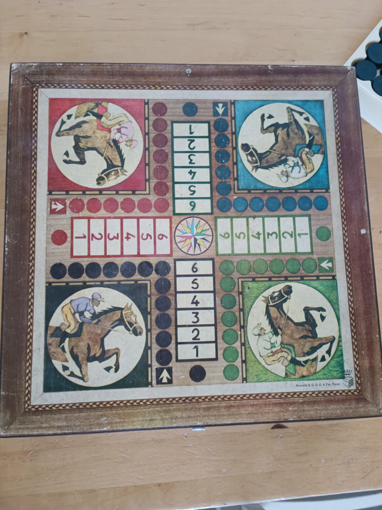Jeu de société double face en bois Petits Chevaux et Oie