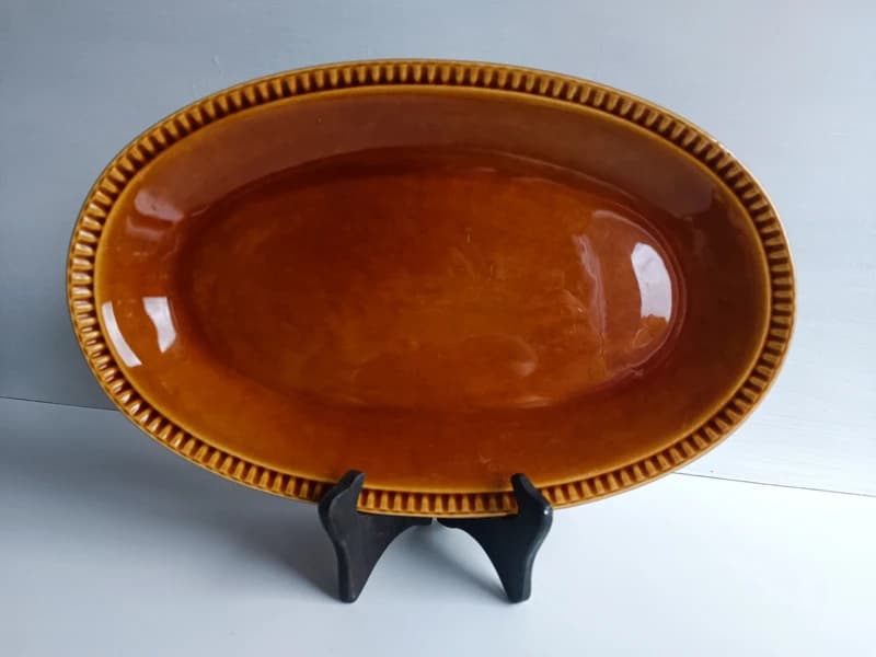 Plat ovale Boch La Louvière Delta brun – 33 cm