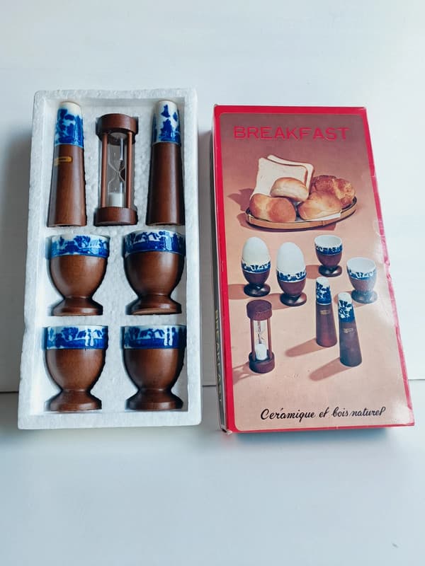 Coffret petit-déjeuner vintage neuf, bois et céramique Delft